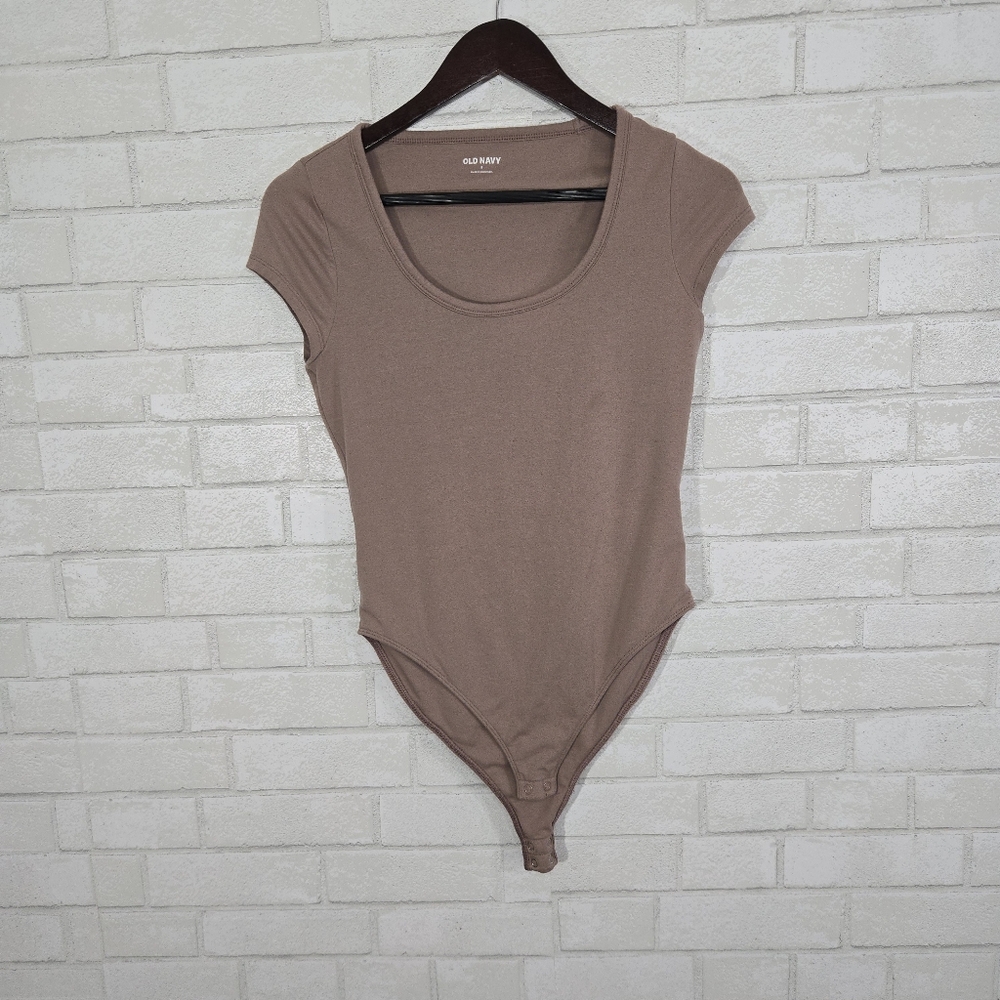 Old Navy bodysuit - Picture 4 of 13